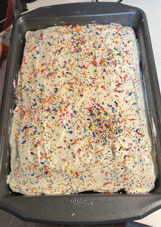 🍌 Homemade Banana Cake: A Slice of Comfort and Sweet Simplicity