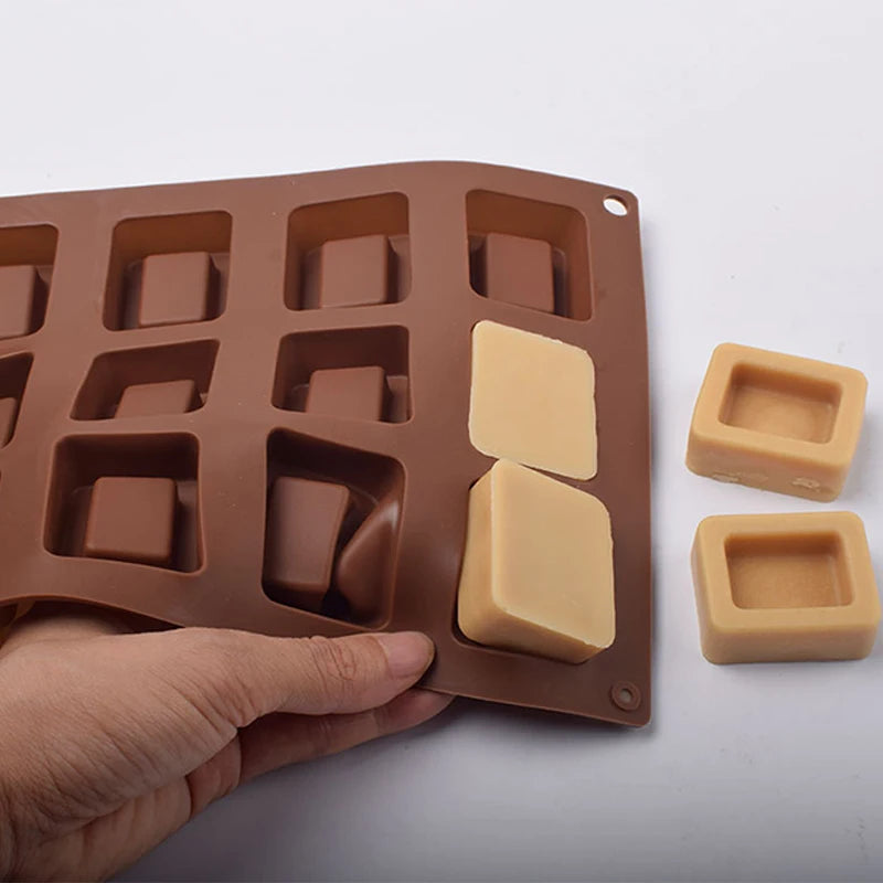 Hign-Concerned Square Donut Silicone Mold Chocolate Cakes
