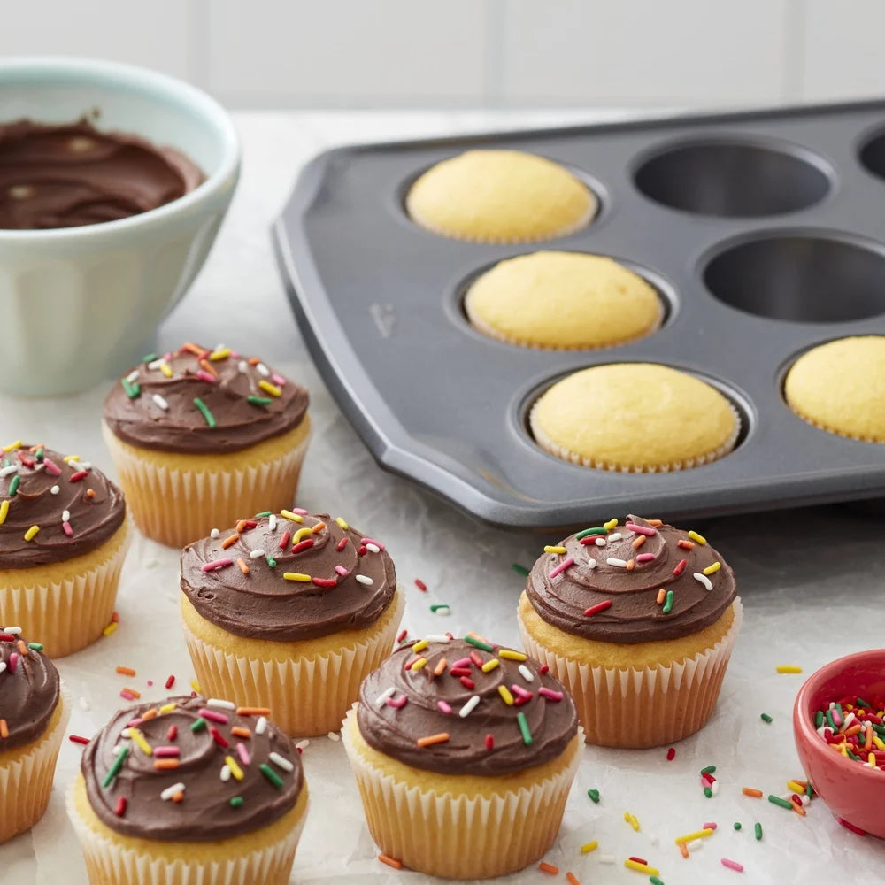 Feature Nonstick Muffin Pan Carbon Steel Bakeware Oven Safe