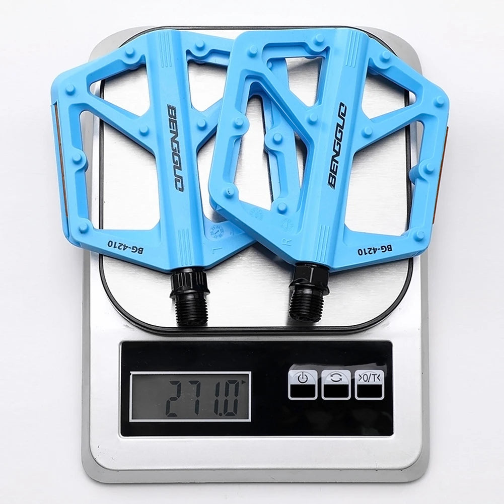 Hign-concerned DU Bearing Nylon Pedals With Reflector